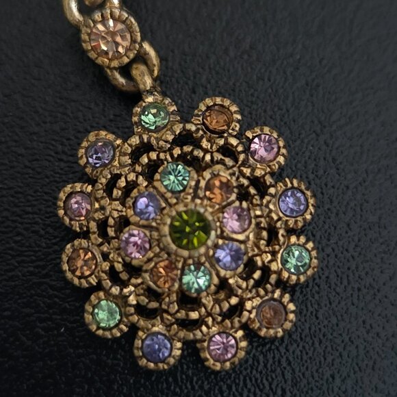 Vintage Floral Gemstone Dangle Earrings โ Antique Gold Tone Elegance - Picture 2 of 4